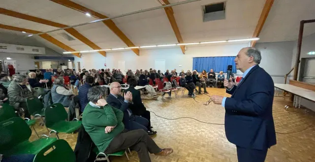 photo  la cérémonie des vœux a eu lieu ce vendredi 9 janvier 2026 à bazouges-cré-sur-loir.  &copy;  le maine libre – louis gohin 