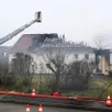photo  les pompiers sont intervenus sur l’incendie d’une maison à auvers-le-hamon ce samedi 17 janvier 2026. 