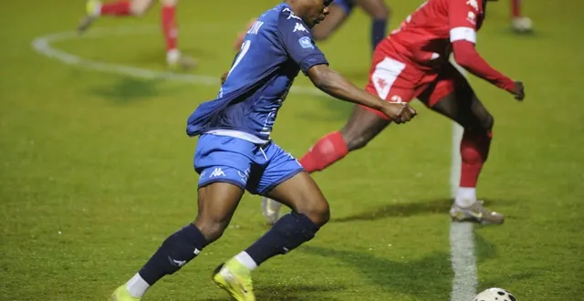 photo  jilvaro luyinga effectuait son retour de suspension, ce samedi 17 janvier 2026, à chauray.  &copy;  co - christophe bernard 