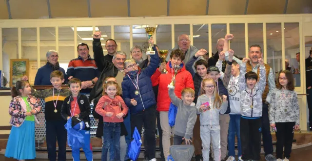 photo  finale challenge boule des jeunes mazé-milon février 2023  &copy;  co 