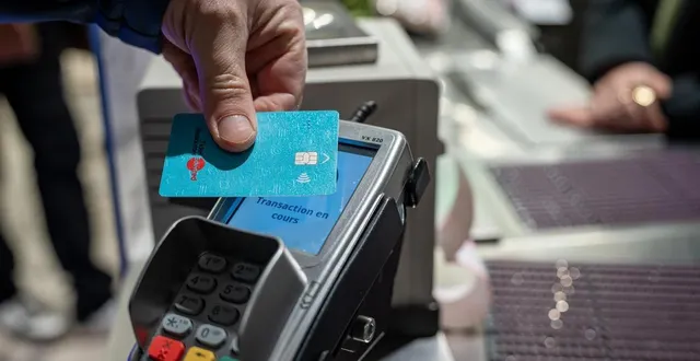 photo  la plupart du temps, le transfert du solde périmé de la carte ticket-restaurant se fait automatiquement.  &copy;  le maine libre - xavier sarrat 