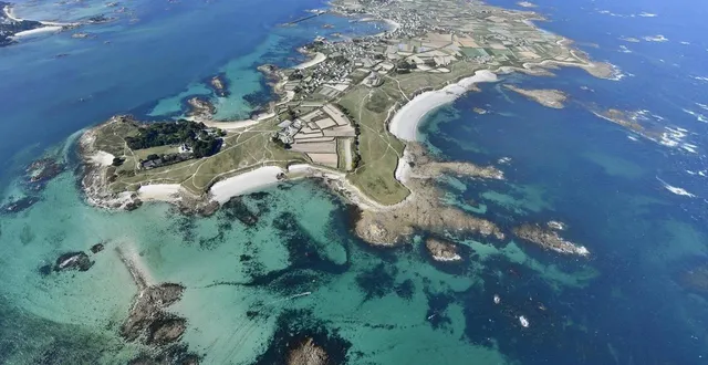 photo  l’île-de-batz est située à 15 minutes en bateau de roscoff (finistère), environ. edwin baily veut y tourner un film.  &copy;  ouest-france 