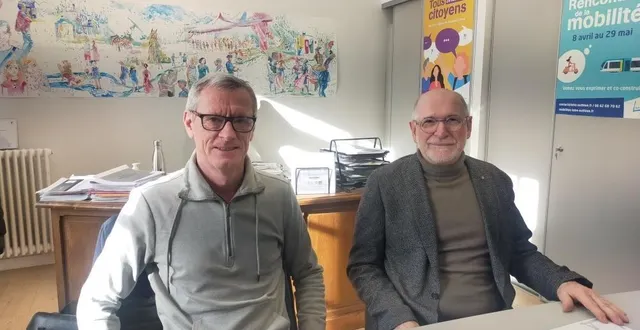 photo  frédéric pannier, adjoint en charge des finances, et le maire jean-charles prono.  &copy;  ouest-france 