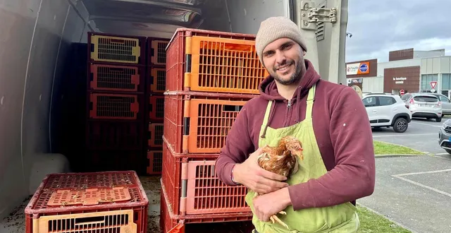 photo  thomas dano est responsable de poule pour tous.  &copy;  archives ouest-france 