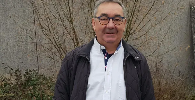 photo  laurent bothereau, maire sortant de briosne-lès-sables, repart en campagne pour un troisième mandat.    &copy;  le maine libre 