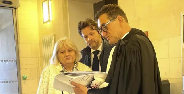 photo  maryvonne bréant, veuve de l’aviateur tué, son fils charles et leur avocat, bertrand salquain.  &copy;  archives ouest-france 