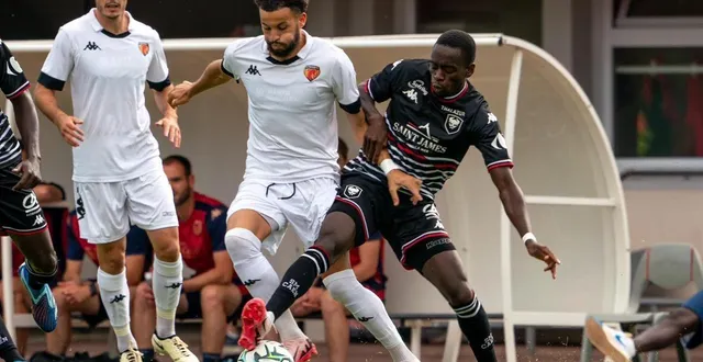 photo  brice oggad sous les couleurs du mans fc.  &copy;  arnaud despelchain 