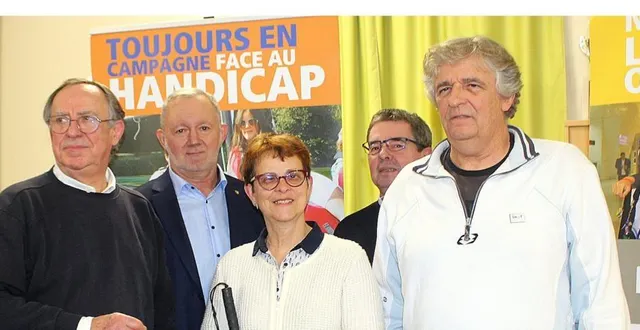 photo  guy podevin, président du rotary de mayet, christine besse et benoît lavigne, vice-présidente et président de l’association.  &copy;  le maine libre 