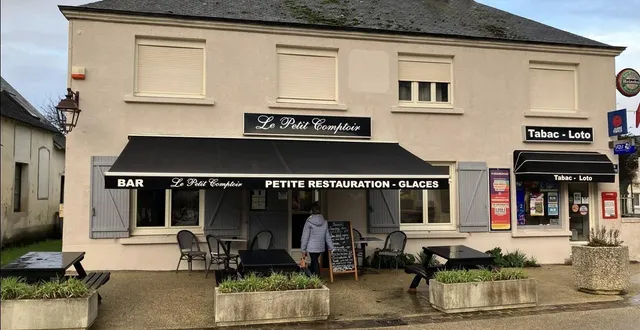 photo  le petit comptoir, à cheffes, près d’angers (maine-et-loire), proposera les services de la poste aux habitants du village.  &copy;  ouest-france 