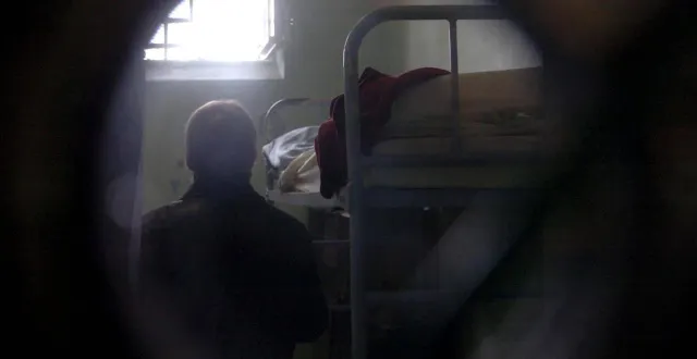 photo  un détenu a tenté de mettre le feu dans sa cellule de prison à angers le 4 janvier. l’incendie a été maîtrisé grâce à l’intervention courageuse d’un surveillant.  &copy;  archives co – laurent combet 