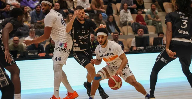 photo  josh bascoe, auteur de son meilleur match depuis son arrivée l’été dernier, n’aura pas suffi à éviter la défaite des sables.  &copy;  guillaume pacoutet 