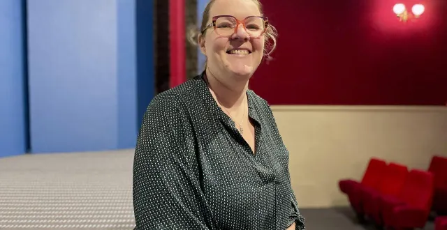 photo  delphine flageul est salariée du cinéma le penthièvre de lamballe.  &copy;  ouest-france 