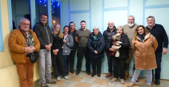 photo  les participants à l’issue de l’assemblée générale.  &copy;  le maine libre 