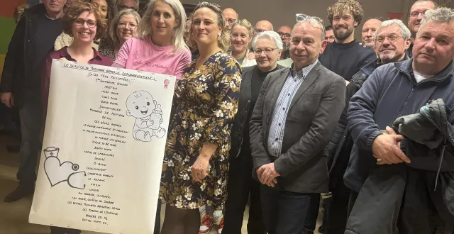 photo  l’hôpital d’alençon a remercié les nombreux partenaires mobilisés pour la distribution de cadeaux aux enfants hospitalisés.  &copy;  ouest-france 