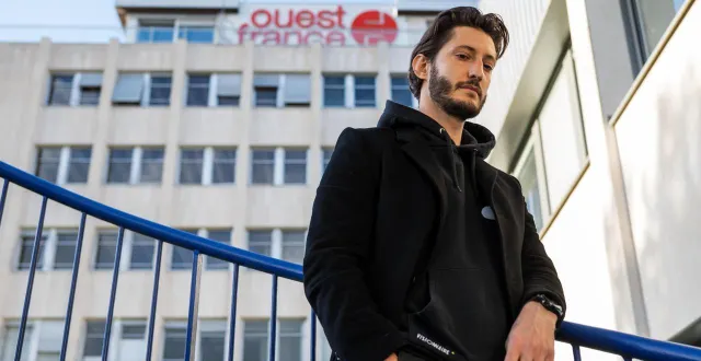 photo  l’acteur pierre niney présentera en avant-première le film « gourou » au cinéma morny à deauville.  &copy;  martin roche/ouest-france 
