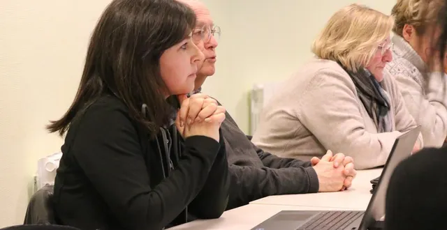 photo  véronique langlais, marc-antoine driancourt et rachel santenac, les trois élus des hauts-d’anjou au pays de l’anjou bleu, ont voté contre le projet de schéma de cohérence territoriale arrêté mercredi 21 janvier.  &copy;  ouest-france 