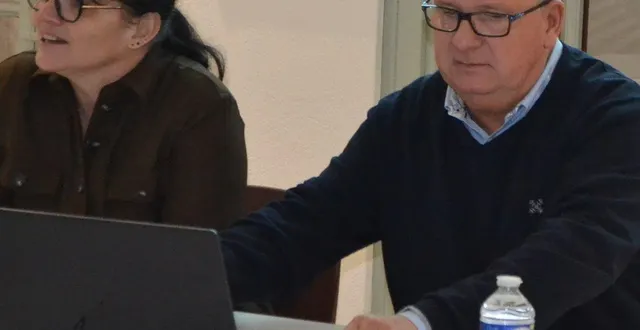 photo  avant-dernier conseil pour jean-françois zalesny.  &copy;  le maine libre 