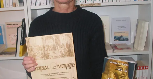 photo  véronique wiesinger présente l’ouvrage de vincent nocé, l’or pillé des pharaons.  &copy;  ouest-france 