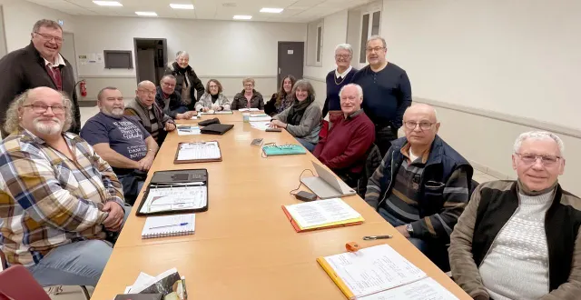 photo  une équipe renouvelée pour la confrérie.  &copy;  la confrérie des chevaliers des rillettes sarthoises 