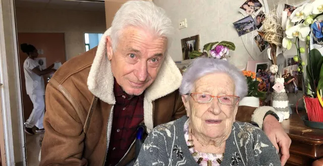 photo  georgette huard, doyenne de normandie, accompagnée de son fils jean en 2024.  &copy;  ouest-france 