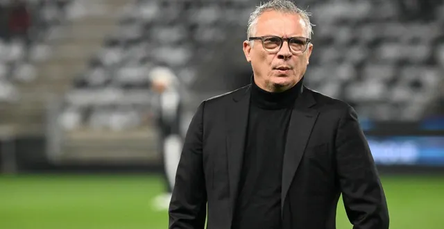 photo  laurent boissier doit composer avec les nombreuses sollicitations pour des joueurs angevins cet hiver.  &copy;  co - josselin clair 