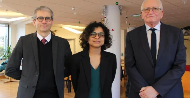 photo  de gauche à droite : le directeur de l’ehpad, stéphane péan ; la directrice adjointe, jill claude, et jacques prigent, président du conseil d’administration, lors des vœux au personnel de l’ehpad pierre-wadier.  &copy;  ouest-france 