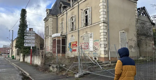 photo  la friche située au carrefour de l’avenue bollée et de la rocade, au mans (sarthe), doit être sécurisée par son propriétaire, intime la ville.  &copy;  ouest-france 