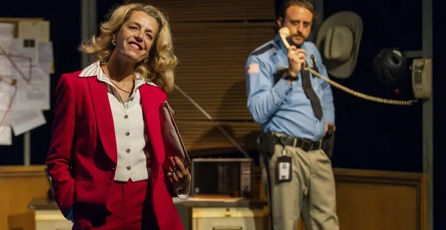 photo  la pièce the loop plaira à coup sûr au public fertois.  &copy;  photo buchmann-cotterot 