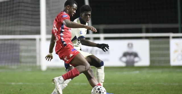 photo  sihkou dibaga (à gauche).  &copy;  archives gérard piwtorak 