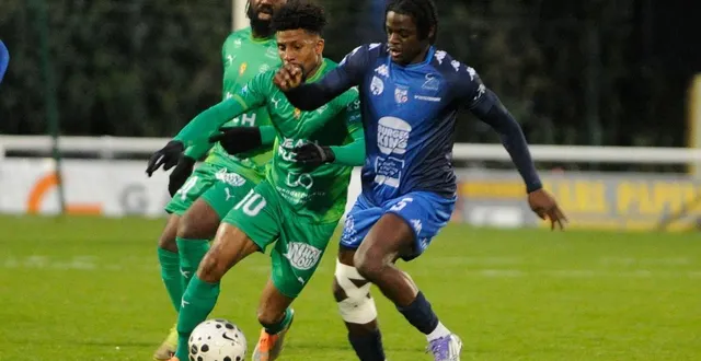 photo  otchowan abese a tenté d’apporter le surnombre sur le côté droit, ce samedi 24 janvier contre locminé. en vain.  &copy;  co - christophe bernard 