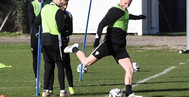 photo  branco van den boomen devrait disputer son premier match avec le sco ce dimanche.  &copy;  co - michel durigneux 