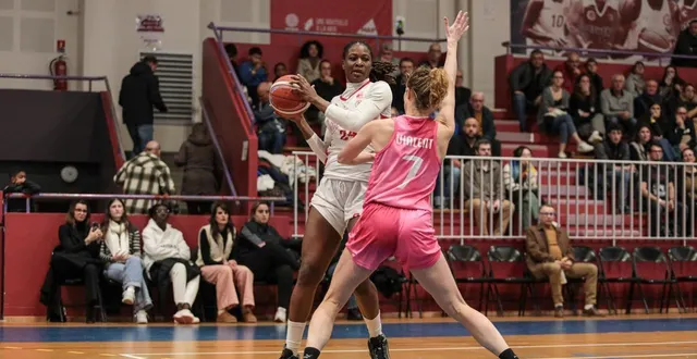 photo  zenabou sieza et les chauraisiennes sont éliminées de la coupe de france.  &copy;  co - jordan magneron 
