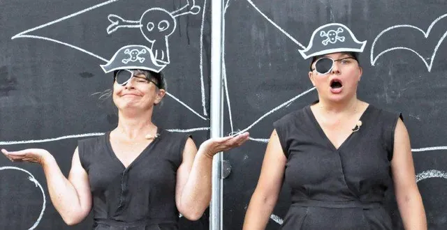 photo  le spectacle est joué par rachel fouqueray et samantha merly.  &copy;  c 