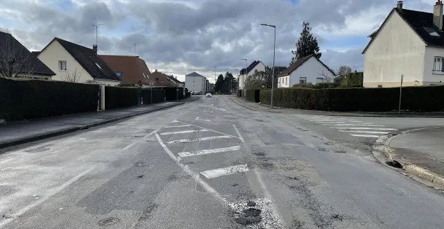 photo  la rue de la géroudière entre le lycée guéhenno et le rond-point de la selle-la-forge, au niveau du bosphore, va être refaite.  &copy;  ouest-france 