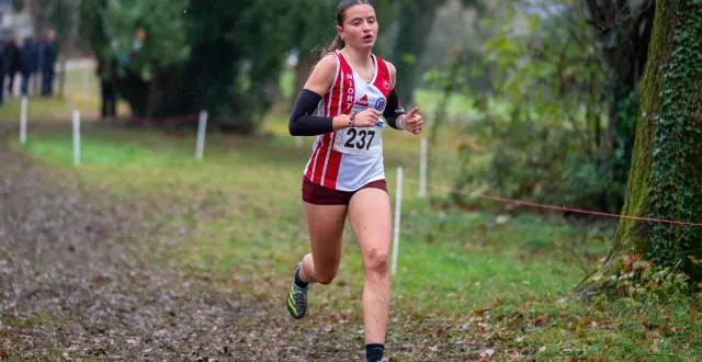 photo  rose simonneau-violleau a facilement décroché son billet pour les demi-finales.  &copy;  co - thomas nyd 