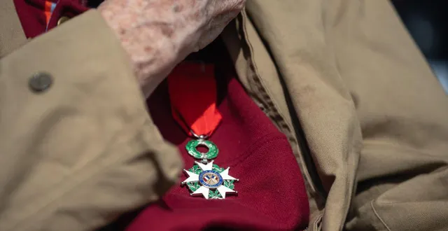 photo  recevoir la légion d’honneur était le dernier vœu de donald butt. photo d’illustration.  &copy;  jeanne gobin / ouest-france 