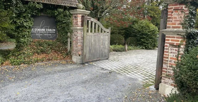 photo  la démolition spectacle du manoir du domaine d’ablon a été repoussée à une date ultérieure.  &copy;  ouest-france 