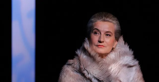 photo  sophie caritté interprète simone veil, mardi 27 janvier, au tahiti.  &copy;  kévin louviot 