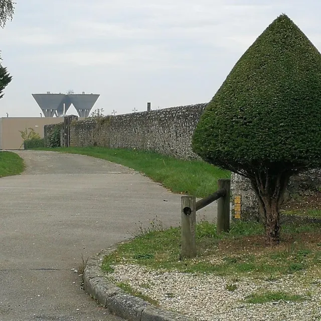 photo la piste cyclable se situera sur la sente du may.  ©  archives ouest-france