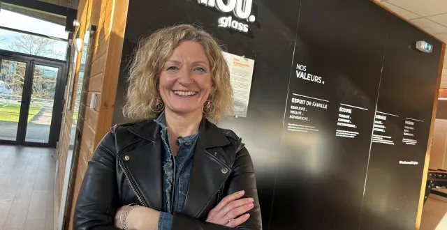 photo  christine riou feron est la présidente de l’eti normande riou glass, le groupe spécialisé dans la transformation du verre plat, dont le siège est situé à honfleur (calvados).  &copy;  ouest-france 