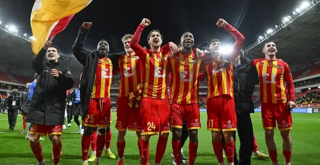 photo  les joueurs du mans fc enchaînent les moments de communion avec leurs supporteurs depuis plus d’un an.  &copy;  vincent michel / ouest-france 