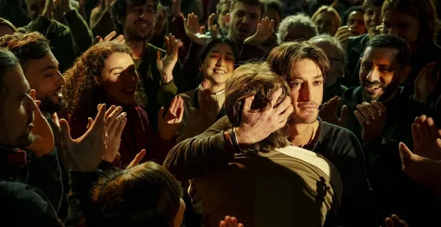photo  pierre niney à l’affiche de 