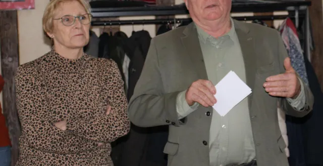 photo  michel cousin a adressé ses vœux en tant que maire, pour la dernière fois.  &copy;  ouest-france 