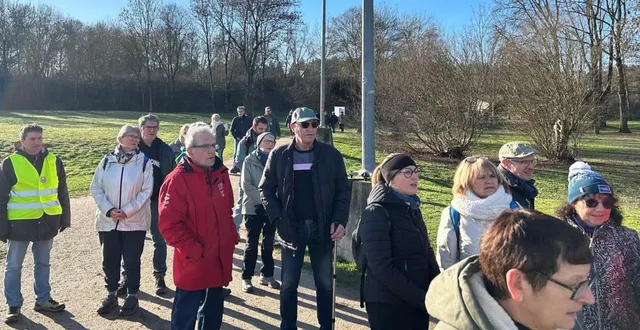 photo  73 adultes et 6 enfants ont répondu à l’appel lancé par virginie uzel et la section athlétisme de l’omnisports samedi matin et ont parcouru les 5 km du parcours, certains ont même fait plus.  &copy;  le maine libre. 