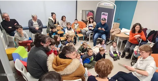 photo  la bibliothèque municipale a drainé beaucoup d’enfants accompagnés de leurs parents, mercredi 21 janvier. ils ont goûté de belles histoires contées… mais aussi des friandises.  &copy;  co 