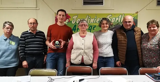 photo  sébastien cherré a été récompensé pour ses dix ans de présidence.  &copy;  ouest-france 