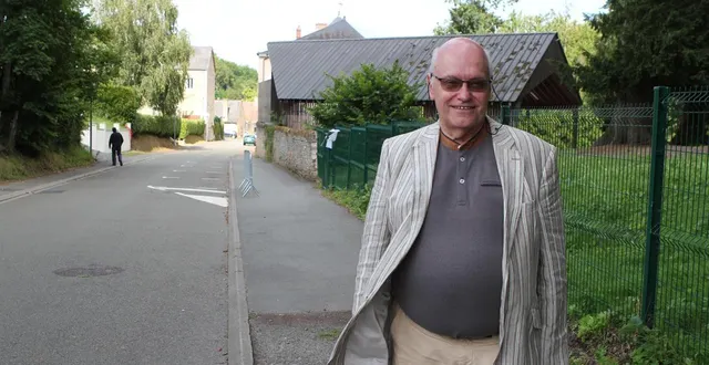 photo  michel chaligné, maire de clermont-créans, se présente à nouveau aux élections municipales, ces 15 et 22 mars 2026.  &copy;  archives le maine libre 