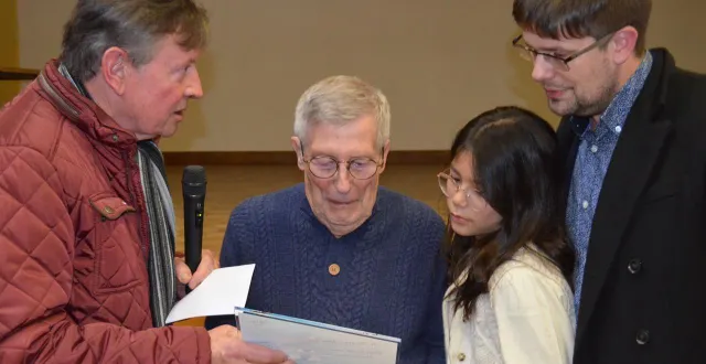 photo  le 30 novembre 2024, la commune de soligny-la-trappe avait rendu un vibrant hommage au docteur jean-louis rougeyron qui avait décidé de cesser son activité.  &copy;  ouest-france 