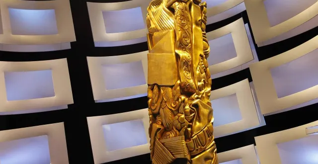 photo  les césar seront encore très convoitées en 2026.  &copy;  afp - patrick kovarik 