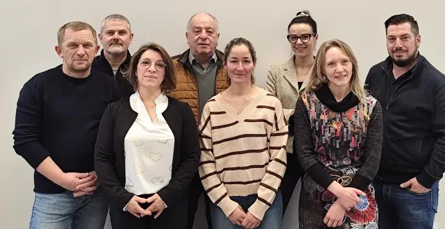 photo  de gauche à droite : david lampérière, didier noury, céline bisson, raymond herbreteau, jessica colombert, cindy fouré, alexandra dubief, jean-baptiste blanlot.  &copy;  ouest-france 